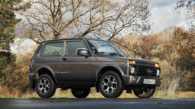 За счёт чего Lada Niva Legend 2022 года стала дешевле предыдущей